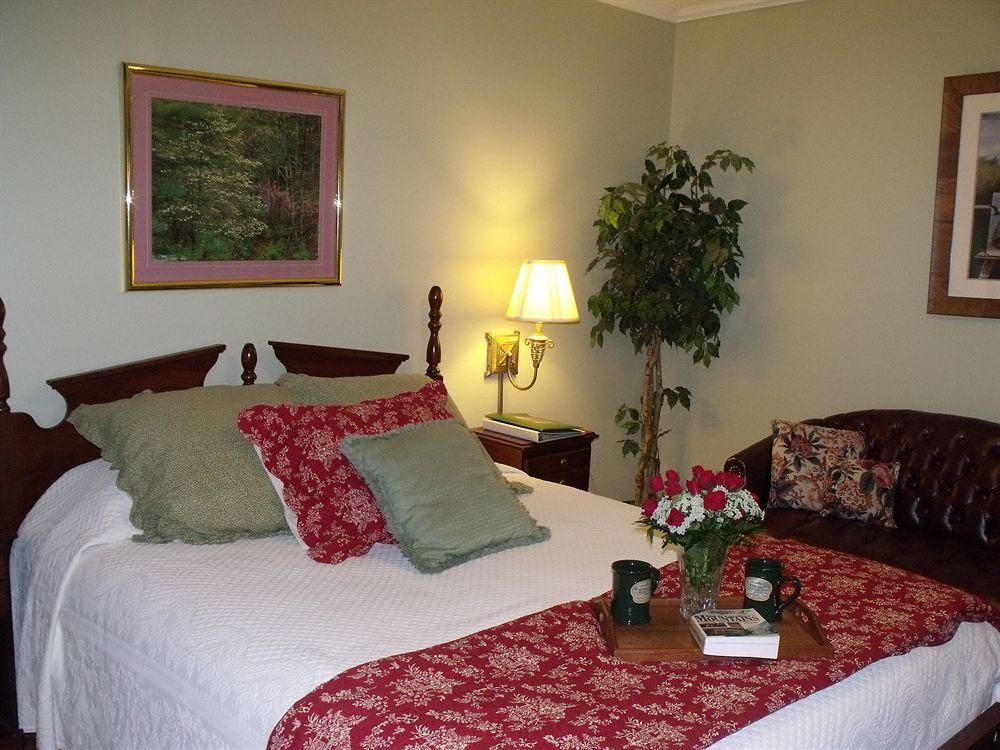 Hemlock Inn Blowing Rock Eksteriør bilde