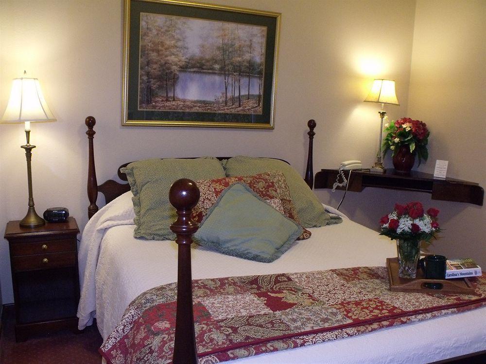 Hemlock Inn Blowing Rock Eksteriør bilde