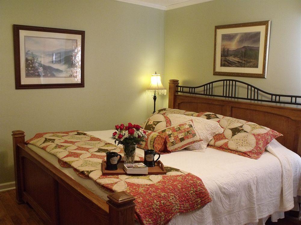 Hemlock Inn Blowing Rock Eksteriør bilde