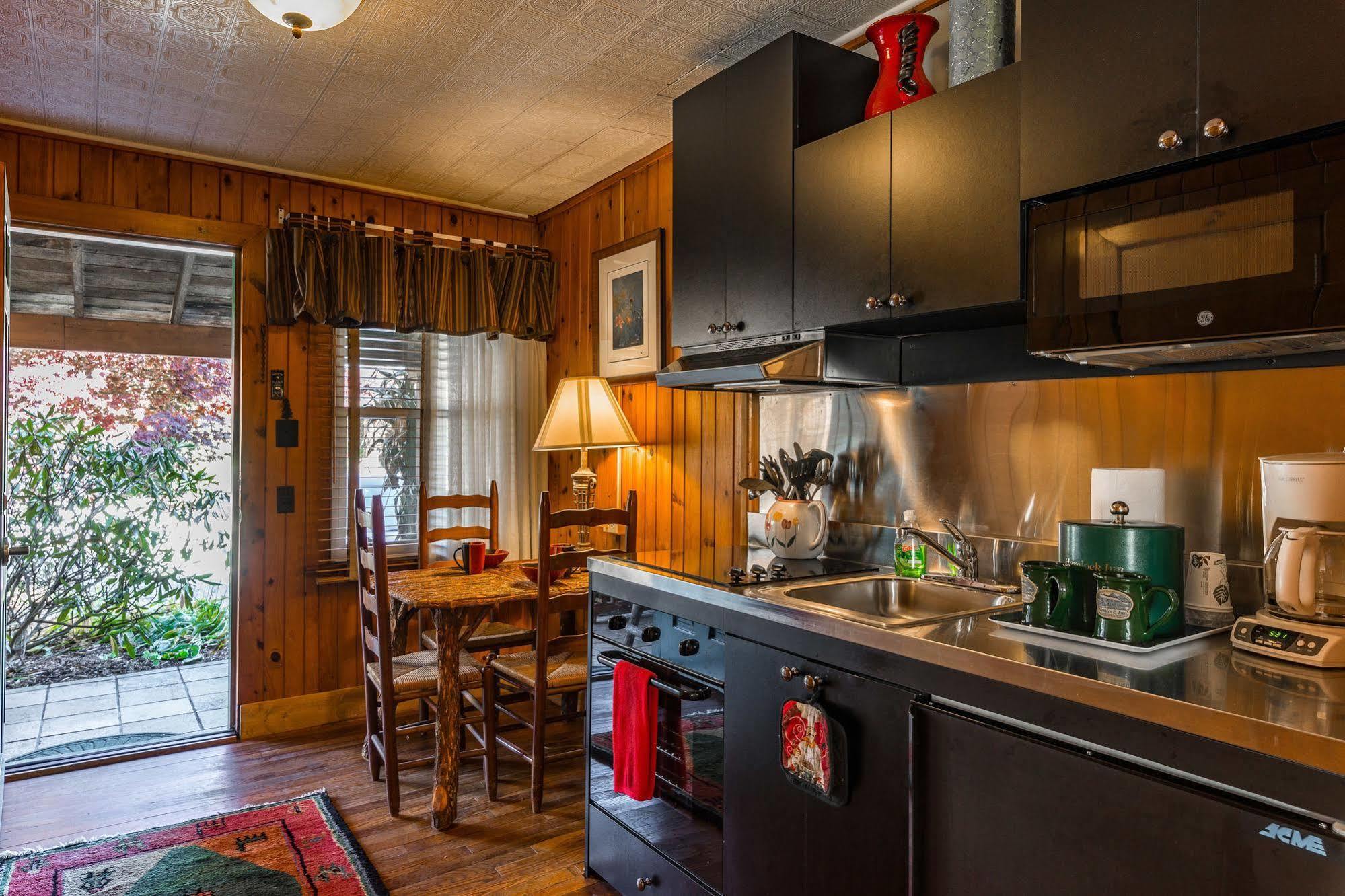 Hemlock Inn Blowing Rock Eksteriør bilde