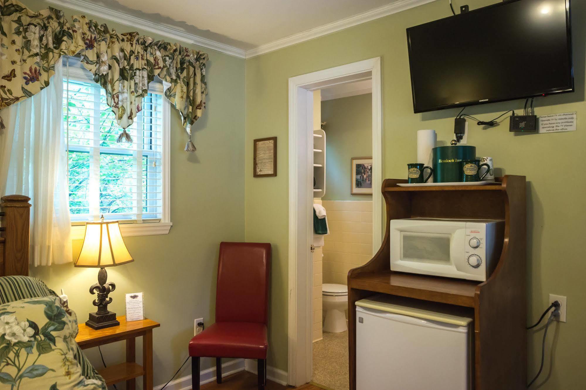 Hemlock Inn Blowing Rock Eksteriør bilde