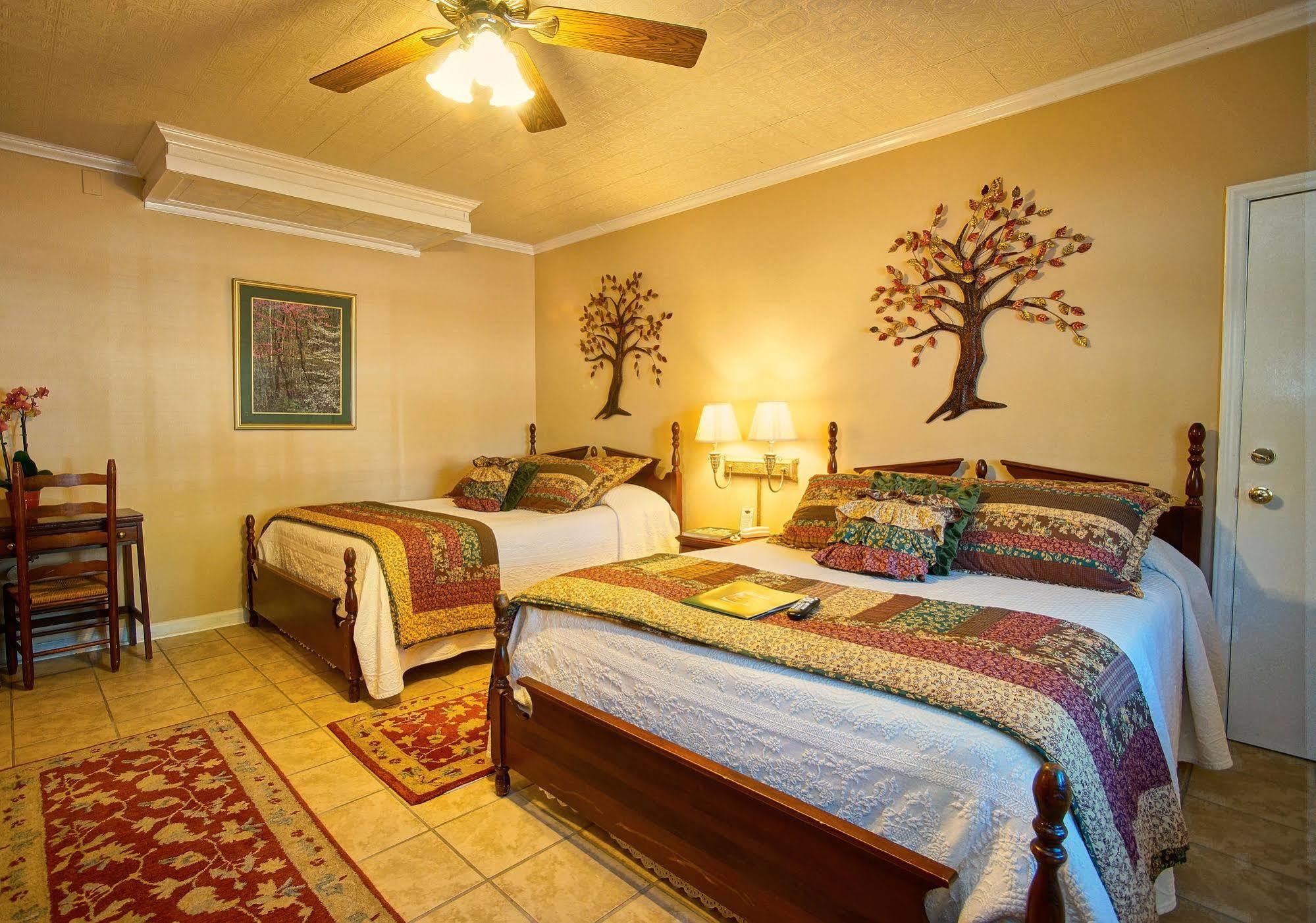 Hemlock Inn Blowing Rock Eksteriør bilde
